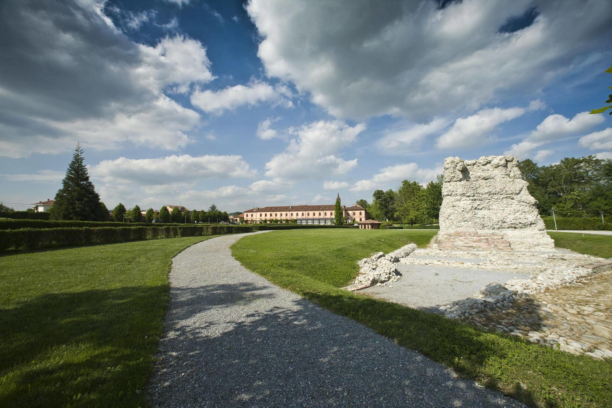 Albergo dell'Agenzia Bra Esterno foto